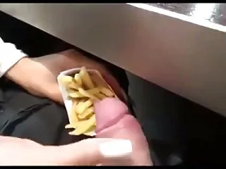 Mamá, la mitad xxx en latino de lo que quiere.