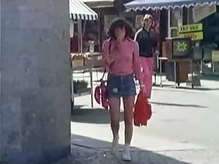 Moria Mills-Polla De Entrenamiento Cruzado videos adultos latinos (2019))
