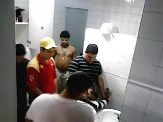 Nikki se queda dormido videos pornos en latino