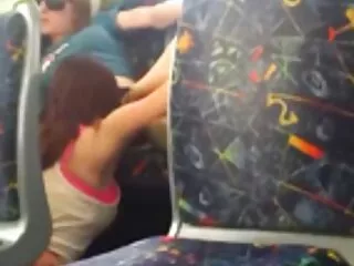 La pequeña reina Harmony ver porno en audio latino golpeó un poco de Dredd